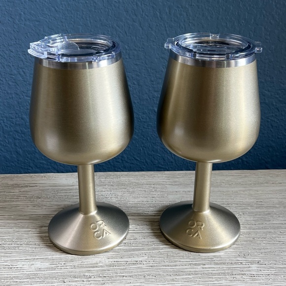 ORCA Other - 🆕 ORCA Metallic Gold Stemmed Wine Tumblers with Lids